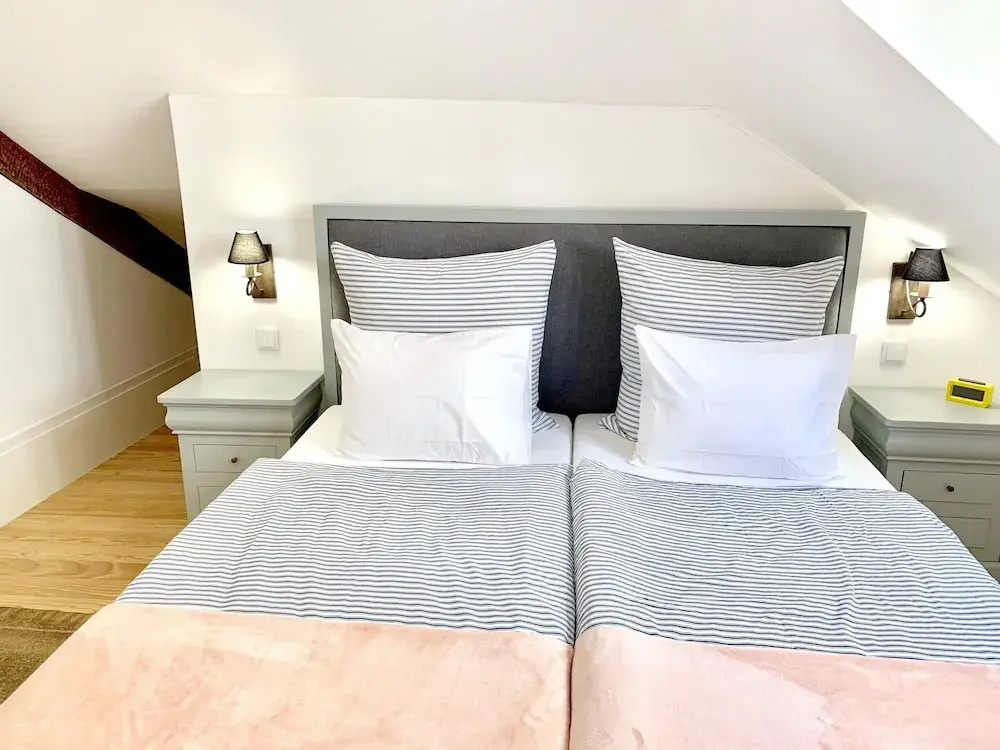 Apartment With one Bedroom in Porto, With Wonderful Mountain View, Terrace and Wifi