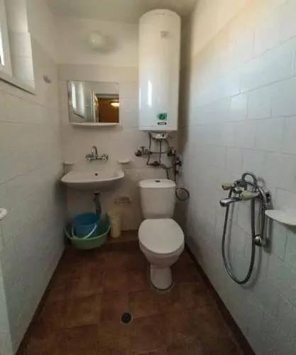 Dimovi Guest House