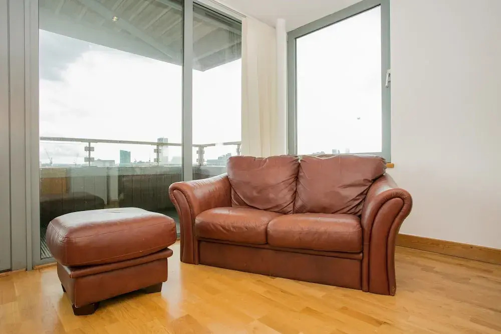 3 Bedroom Flat In East London