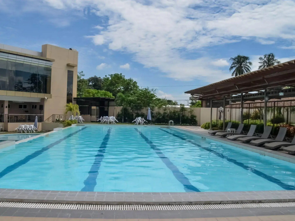 Rufinas Leisure Center
