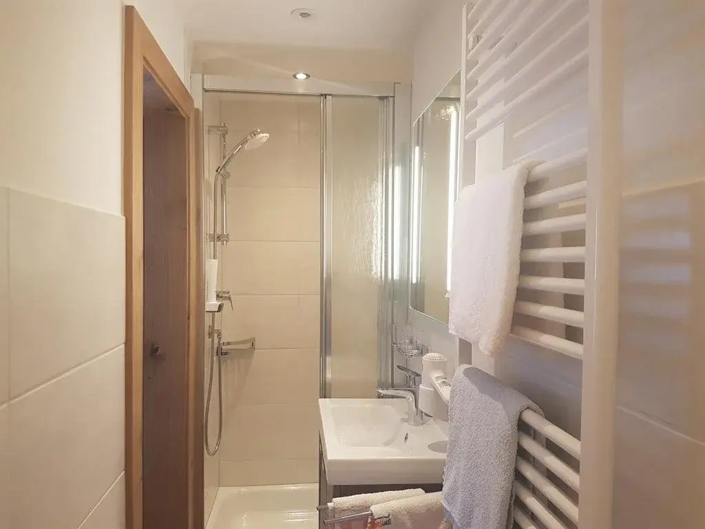 modern&renovated - Hotelpension Oberauer Wagrain