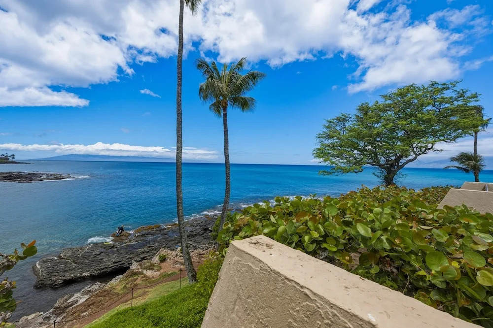 Napili Oceanfront 1br Condo Sleeps 4 - Unit B14 1 Bedroom Condo