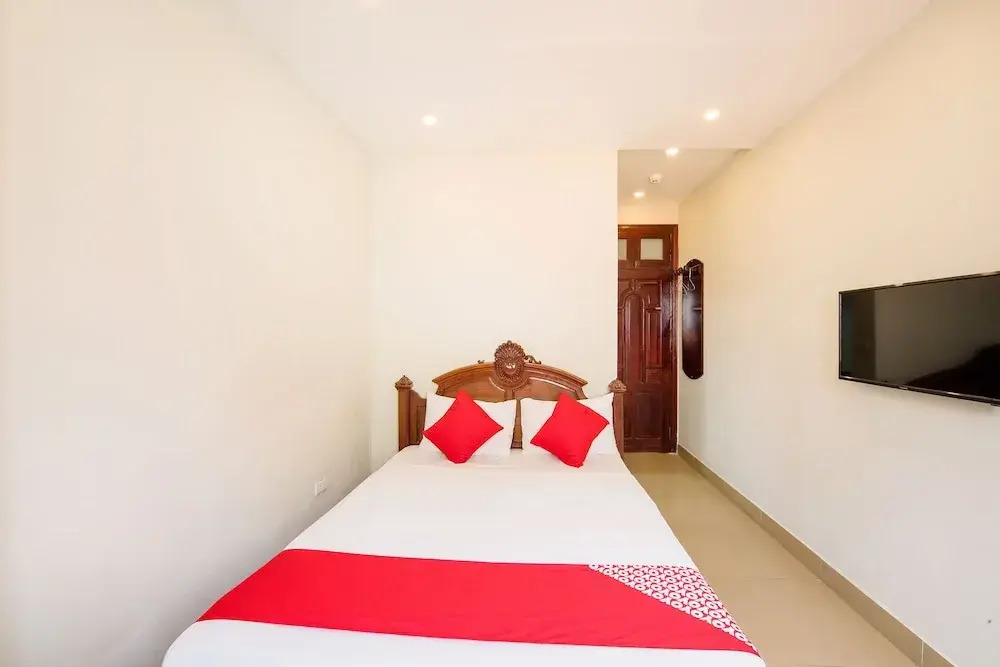 Nhue Giang Hotel by OYO Rooms
