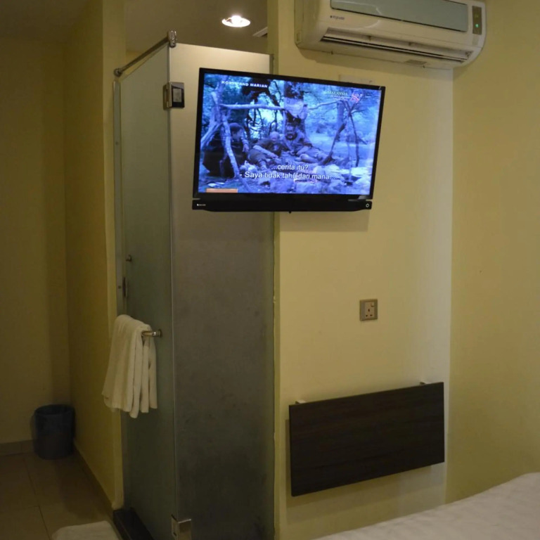 Putra One Avenue Hotel