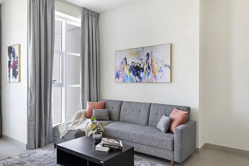 WelHome - Breathtaking Partial Sea View 2BR Close to Marina
