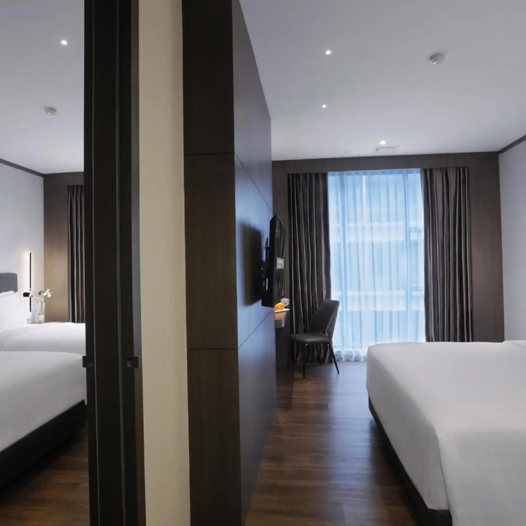 Harper Premier Nagoya Batam