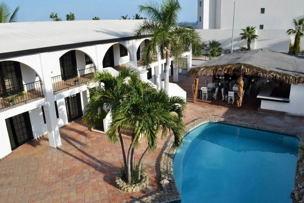 La Marina Inn