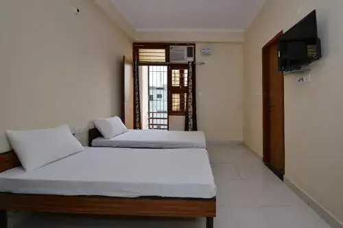 OYO Life 35611 Islampur Samvit Hospital
