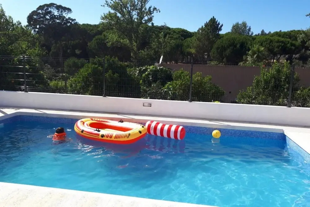 House - 3 Bedrooms with Pool and WiFi - 107434
