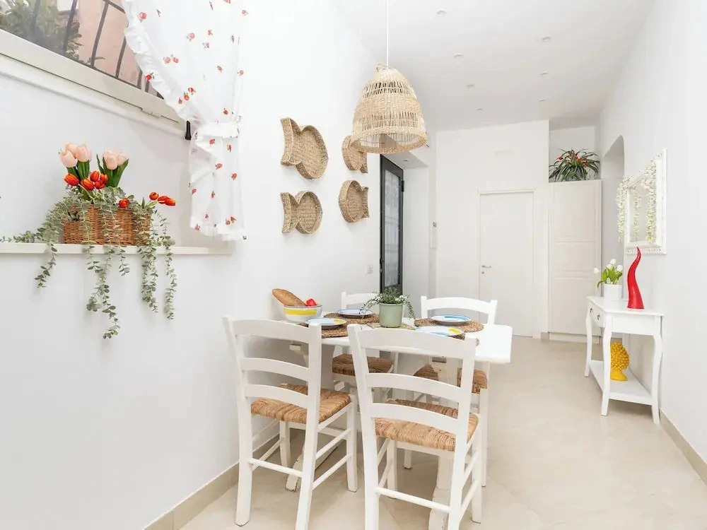 Citrus Garden House