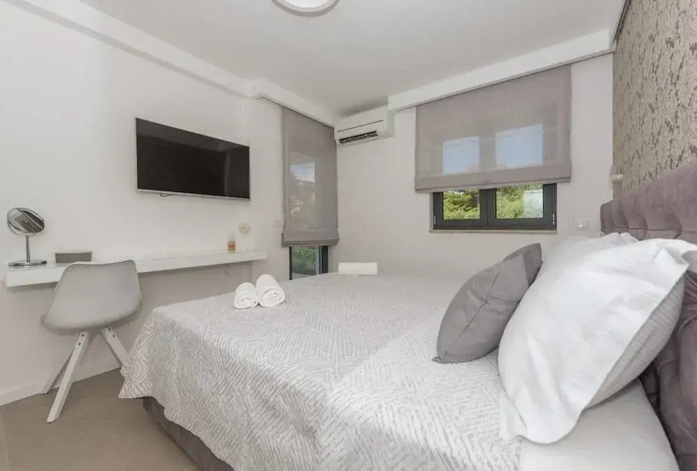 Villa VID