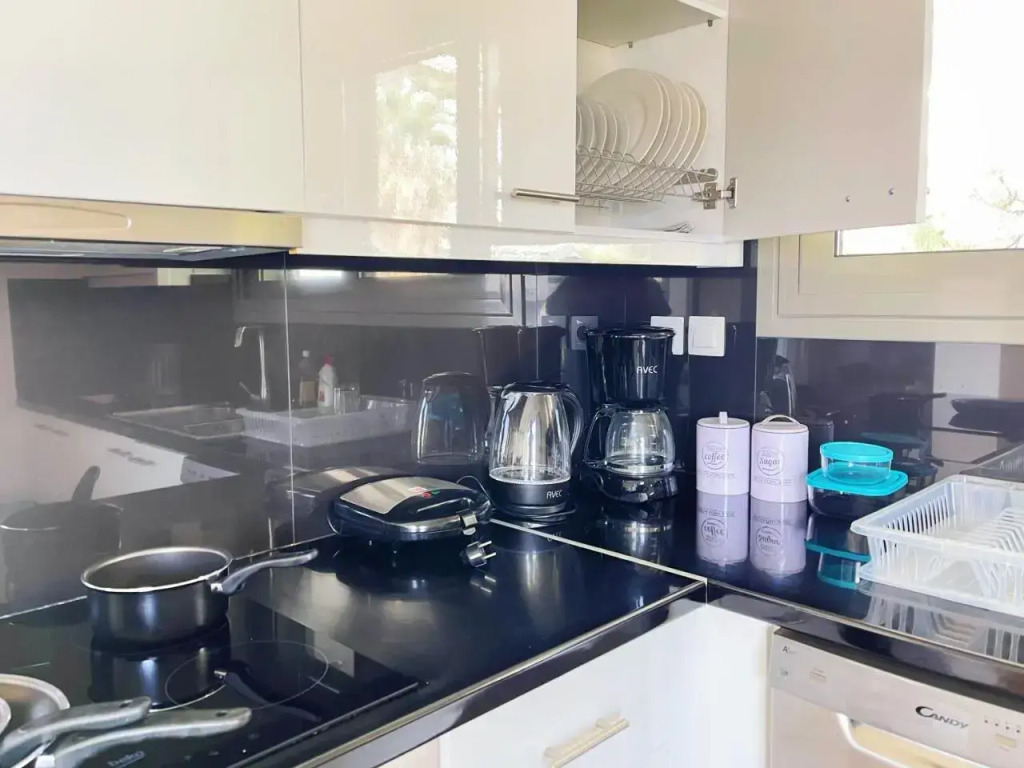WSD Luxury Bright 2BD Apt with Sea view Balcony