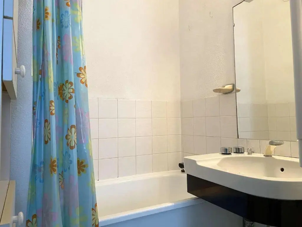 Appartement Saint-Gilles-Croix-de-Vie, 2 pièces, 4 personnes - FR-1-224-140
