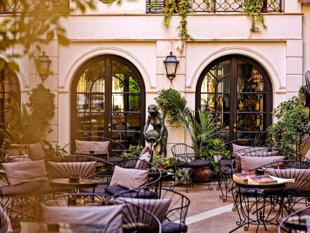 Hotel Locarno