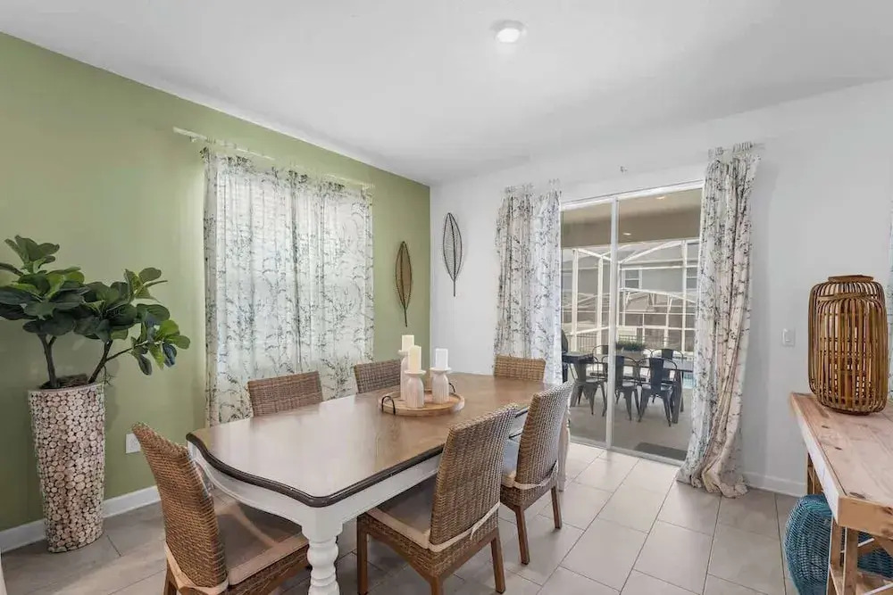 Great Price Luxury 6-bed Pool 15 ppl Great Resort