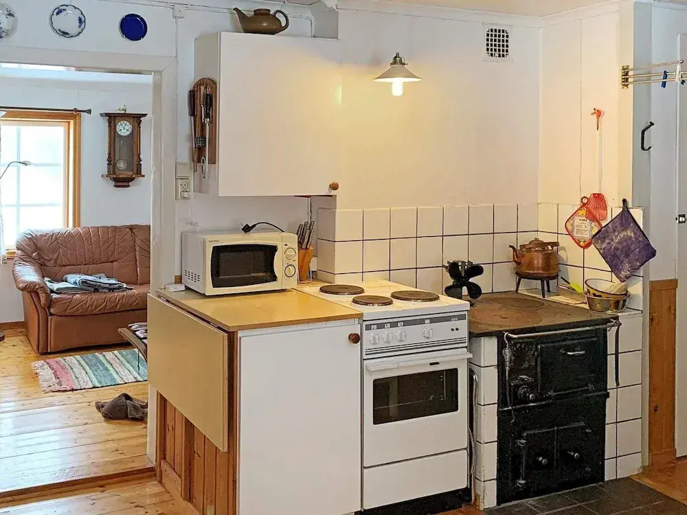 6 person holiday home in TÖCKSFORS-By Traum