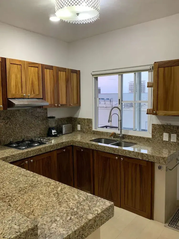 2Br Beach-near Suite Escape
