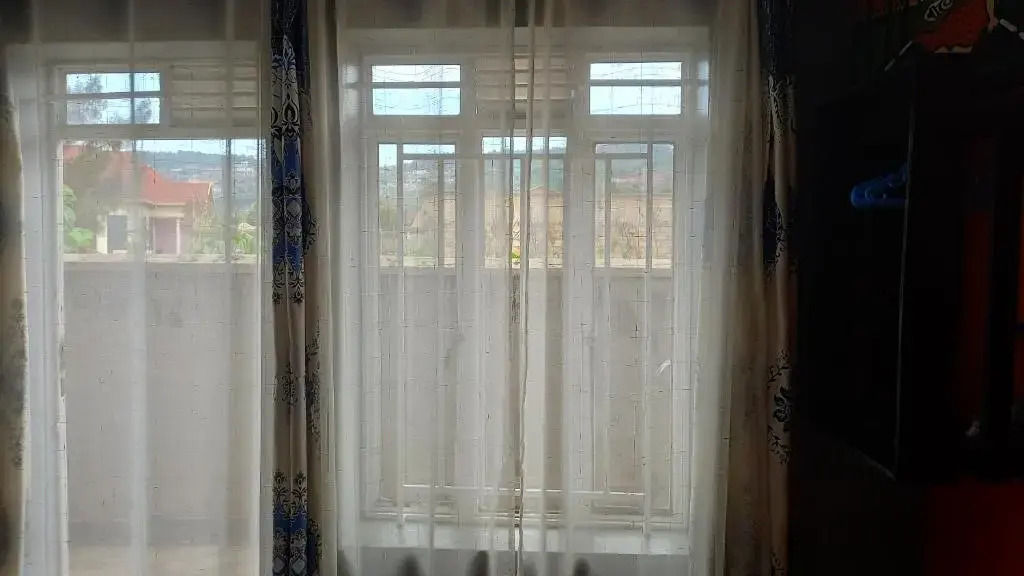 Tommy's Budget Rooms