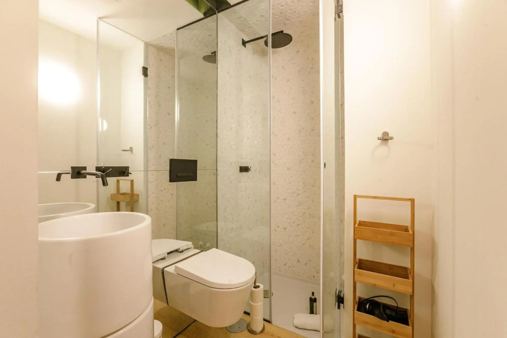 LovelyStay - Taipas Studio with AC