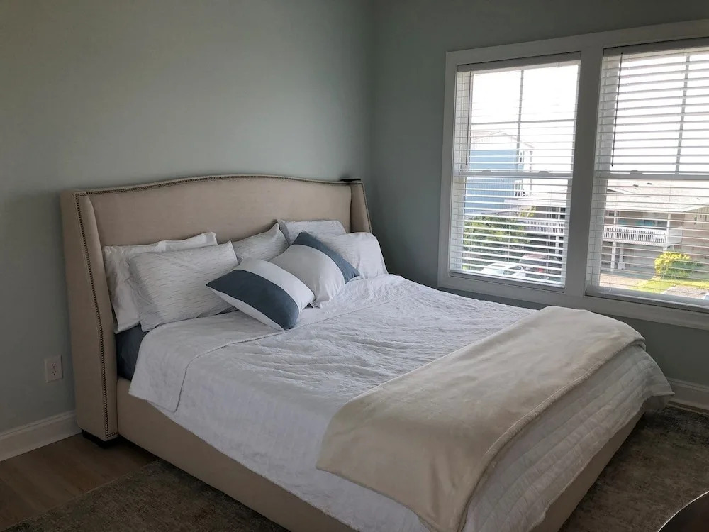Sun-kissed Mermaid / 846 Ocean Blvd West 2 Bedroom Home by RedAwning