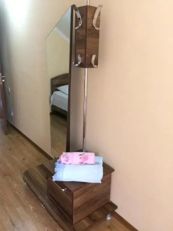 Mari Guest House