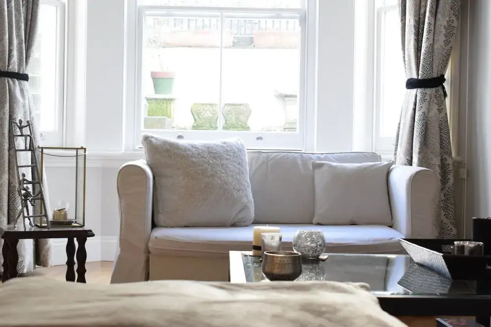 Modern 2 Bedroom Home in Chelsea