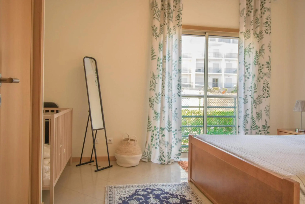 #004 Amazing T2 with seaview and pool 900m beach