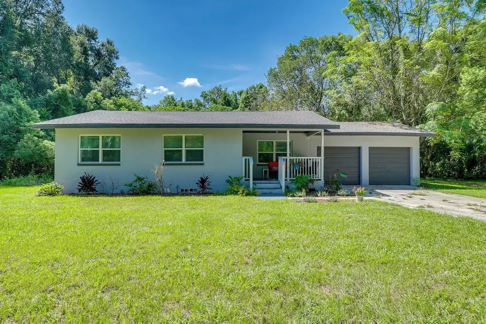 Single-story Ocala Home w/ Porch - Near Wec!
