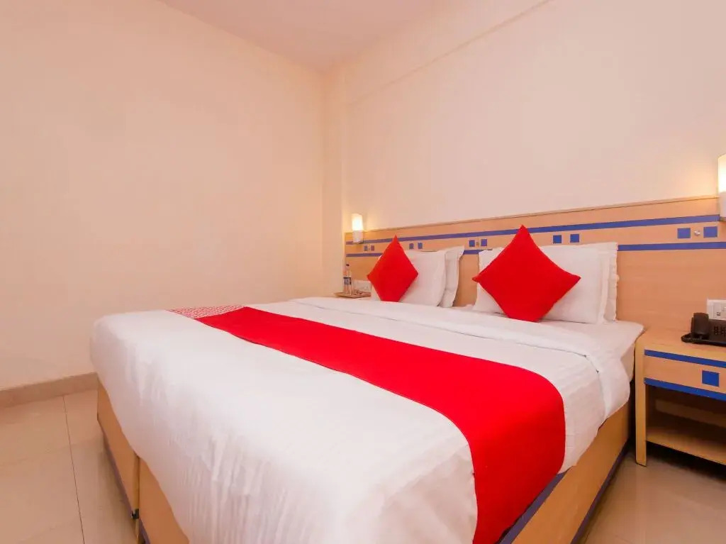 Blue Sapphires By OYO Rooms