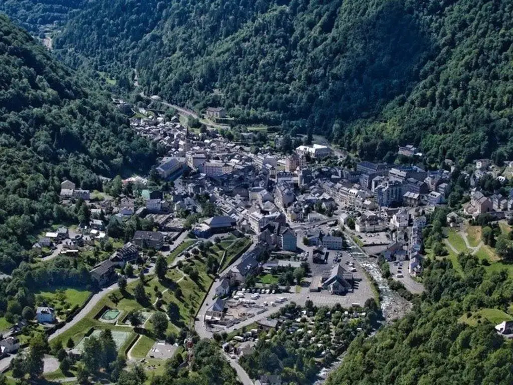 Appartement Cauterets, 2 Pièces, 4 Personnes - Fr-1-401-27