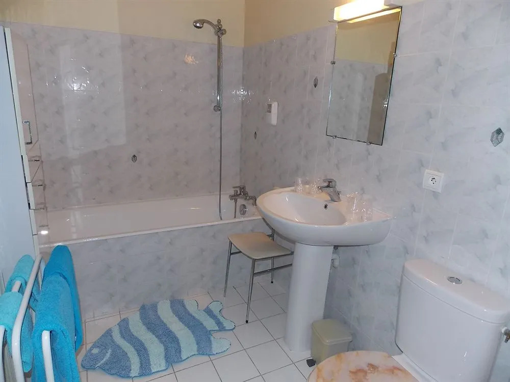 Hostel Du Roy