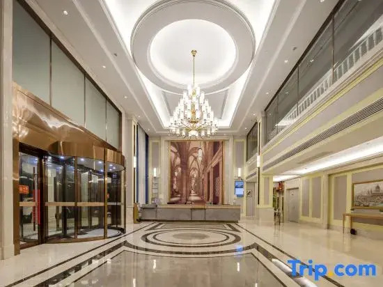 Vienna Hotel Honghu Aiguo Road Branch