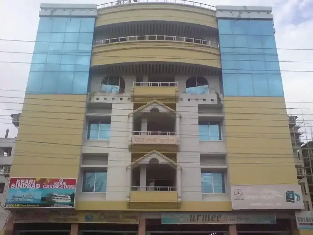 Urmee Guest House