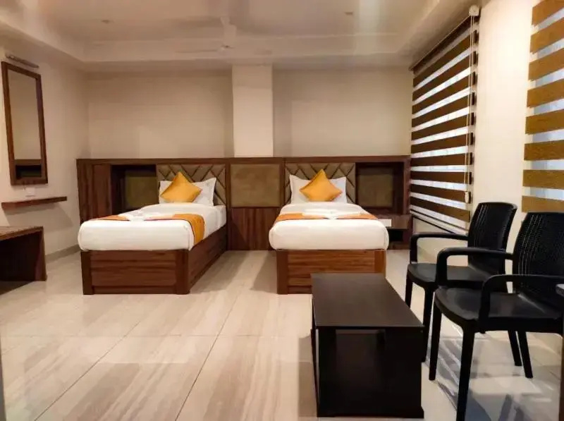 RR Mount Elite Suites