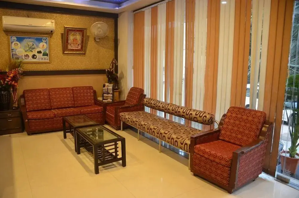 Hotel Jinendra Inn