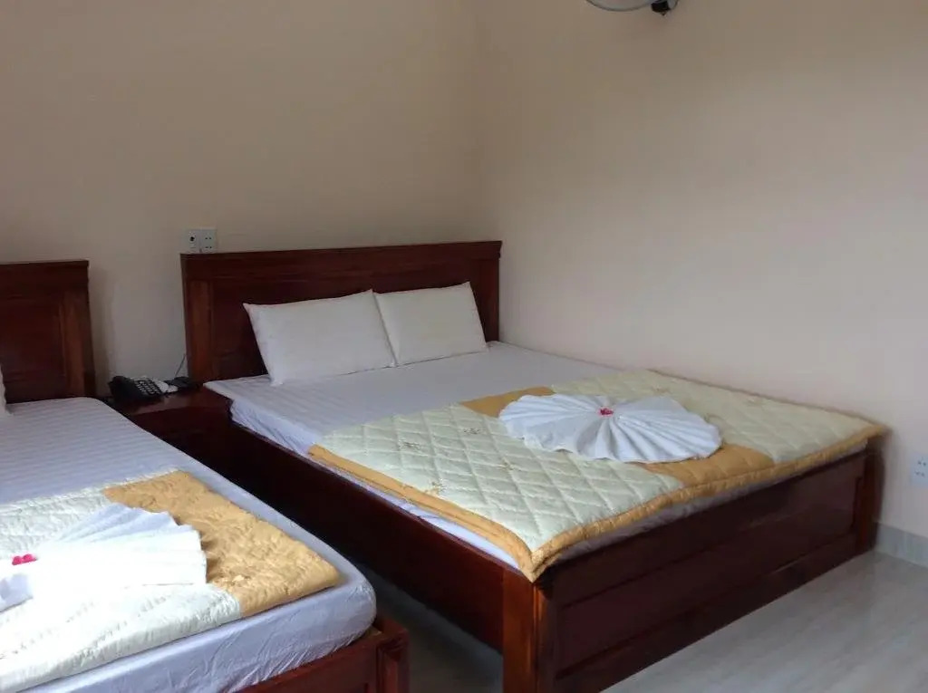 Trung Hậu Hotel Côn Đảo