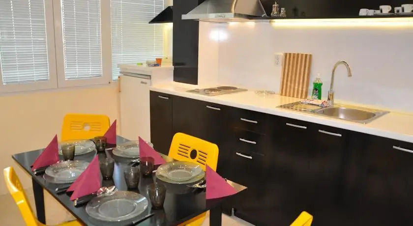 Arlequin Apartment