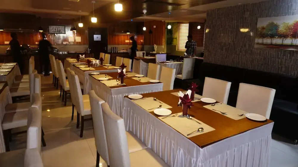 Hotel Kohinoor Plaza