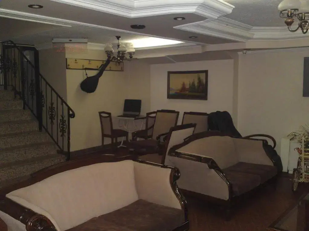Oz Cakir Hotel