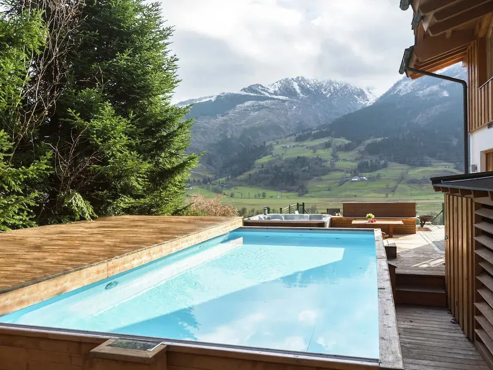 Chalet in Piesendorf with Sauna, Hot Tub, Pool, Whirlpool
