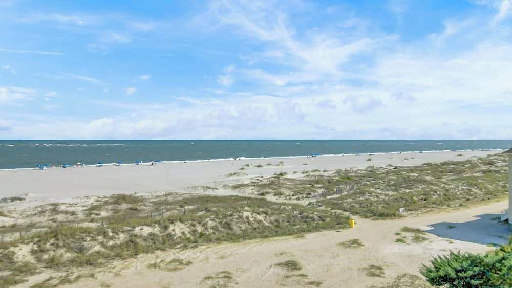304 E Port O Call by Avantstay Rooftop Deck Incredible Ocean & Beach Views!