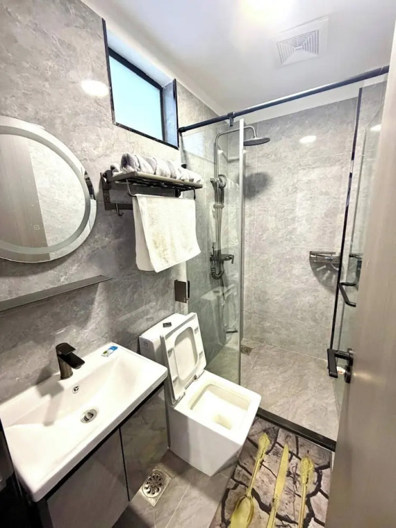 Executive Two Bedroom Neptune Lavington