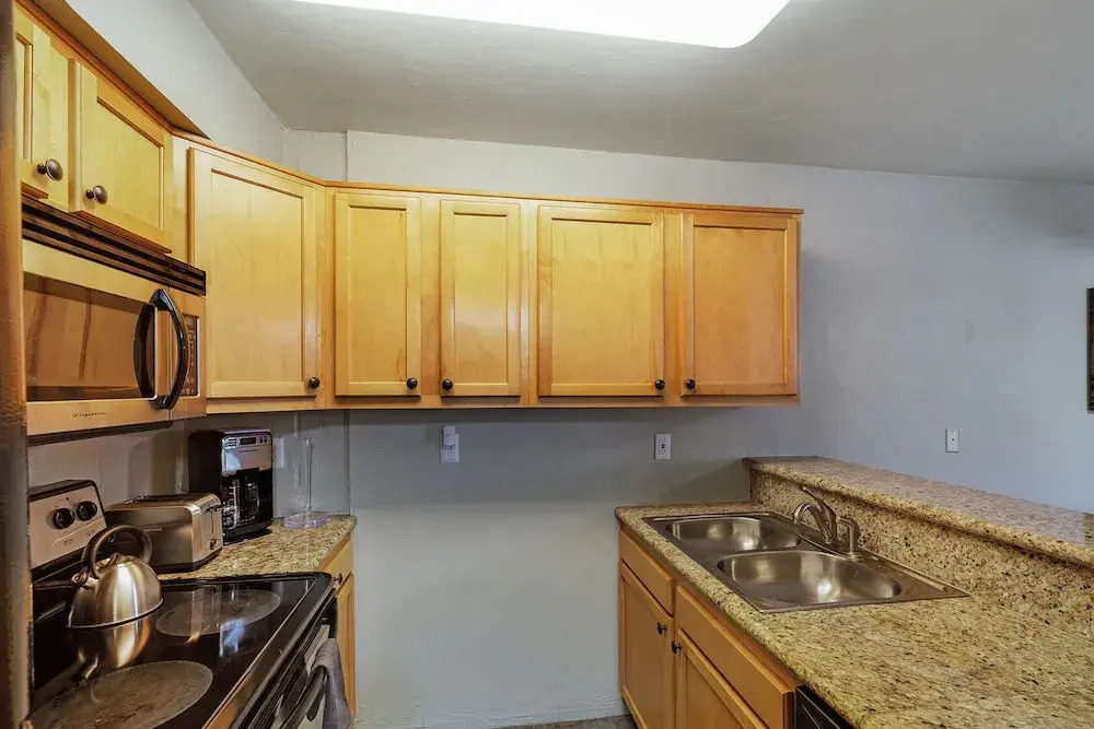 Campus Walk Condo 2 BR by Casago