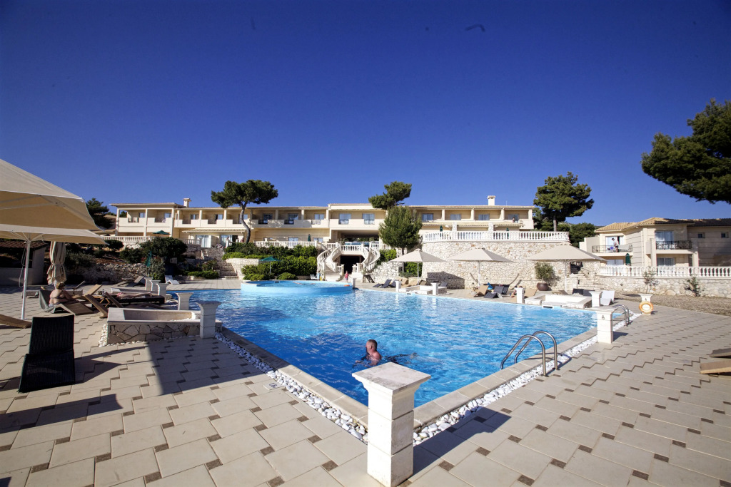 Mabely Grand Hotel