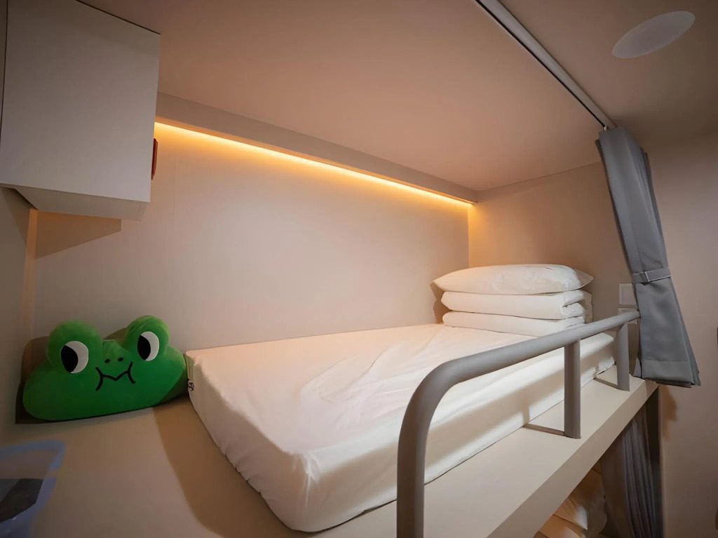 Calistar Hotel