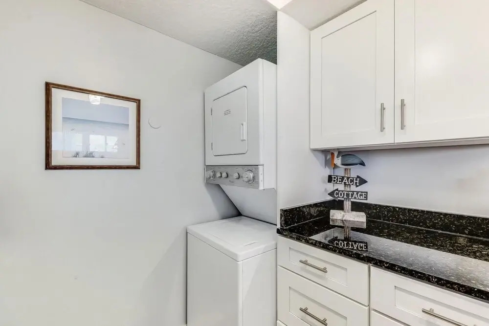 Quail Hollow A8-2d Renovated First Floor 2 Bedroom