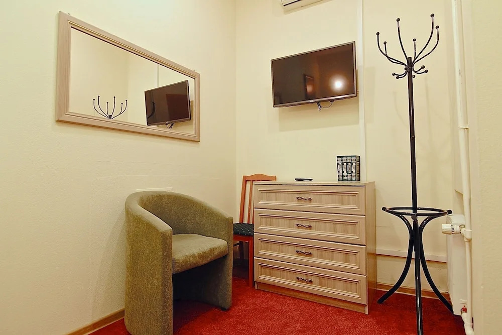 Solo Hostel