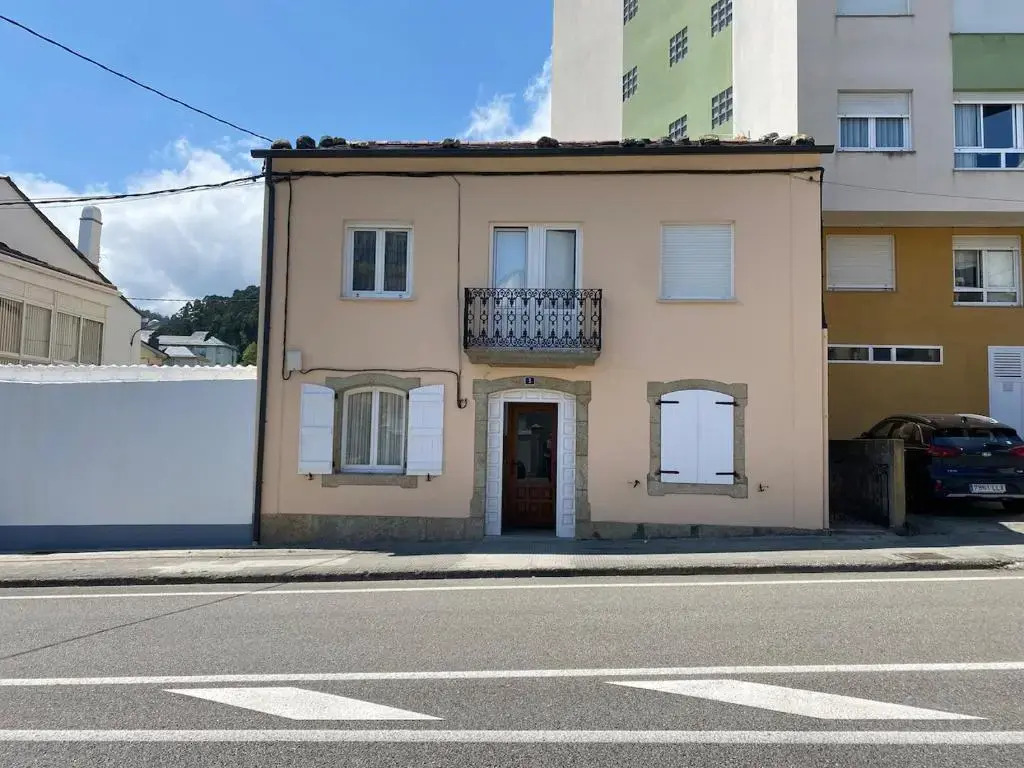 Casa a 100 metros de playa de Covas