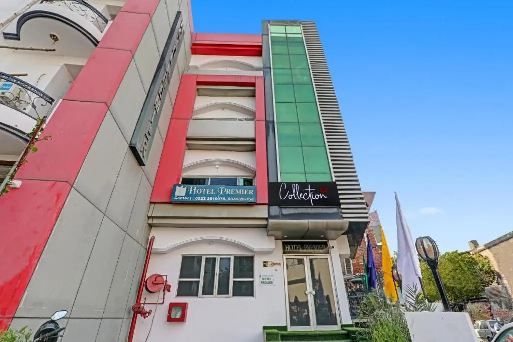 Collection O 90957 Hotel Premier