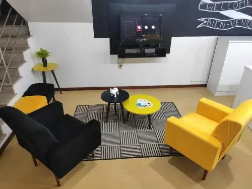 Your Hostel e Bolaria